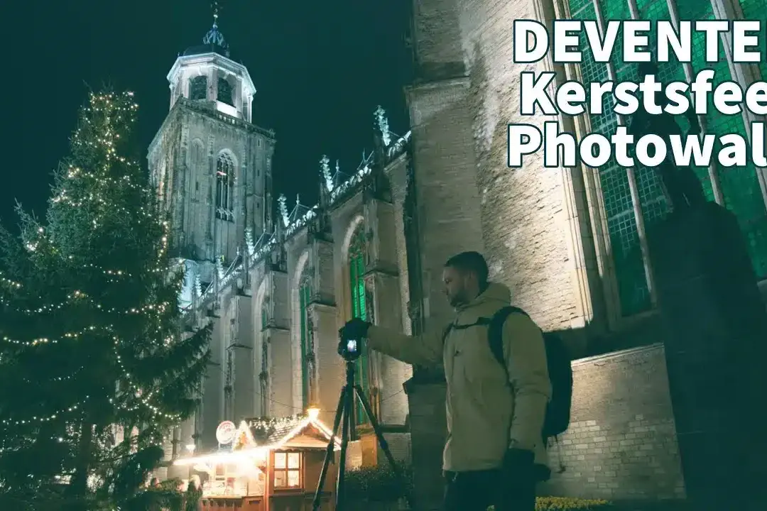Deventer Lebuïnuskerk bij kerstboom en markt, fotograaf aan statief tijdens kerstfotowalk.