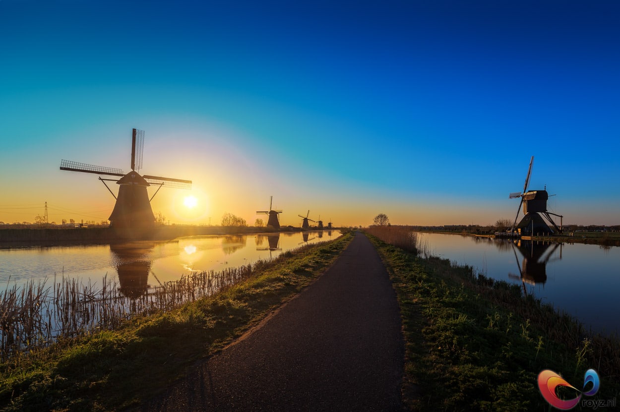 De ochtend tussen de Unesco molens van Kinderdijk