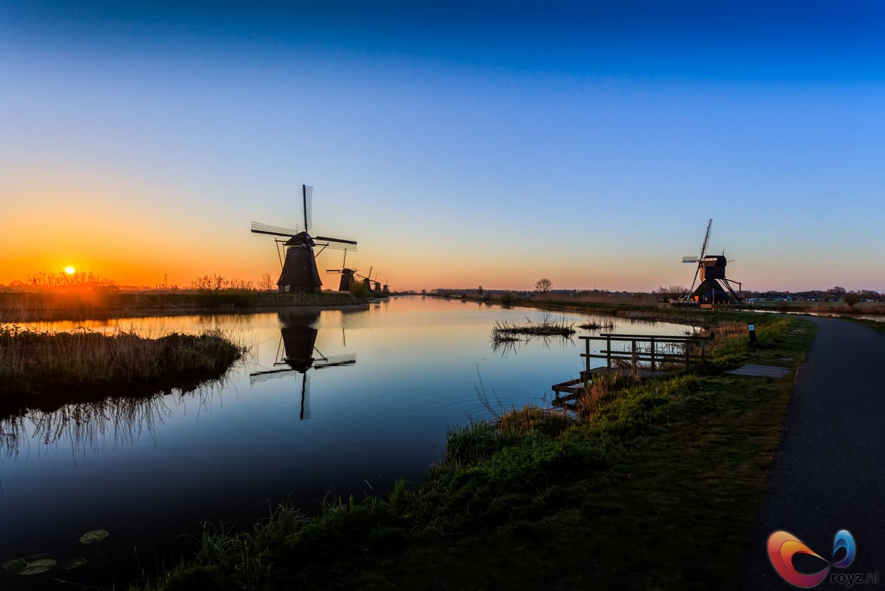 De ochtend tussen de Unesco molens van Kinderdijk