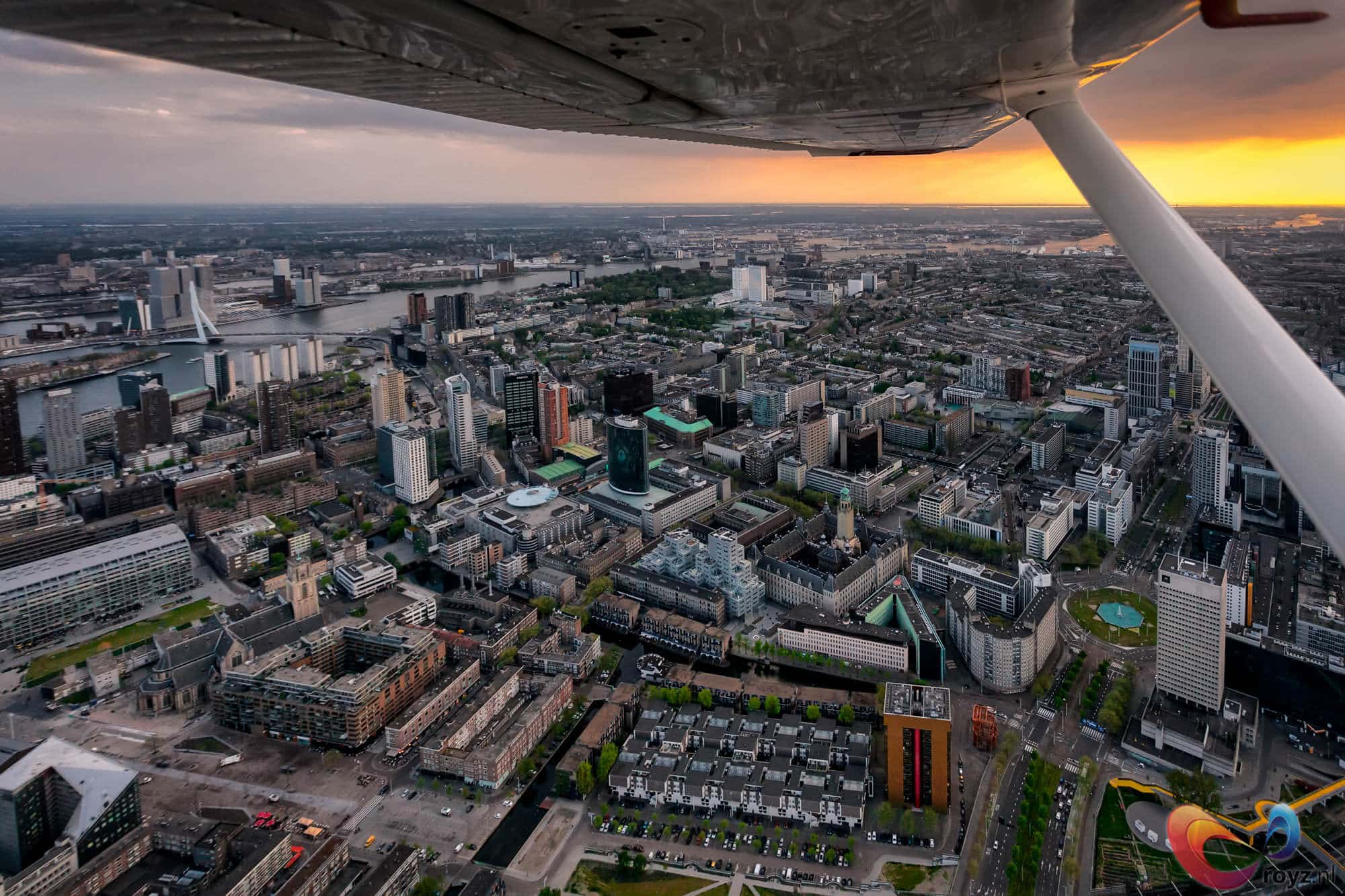 Luchtfoto's van Rotterdam