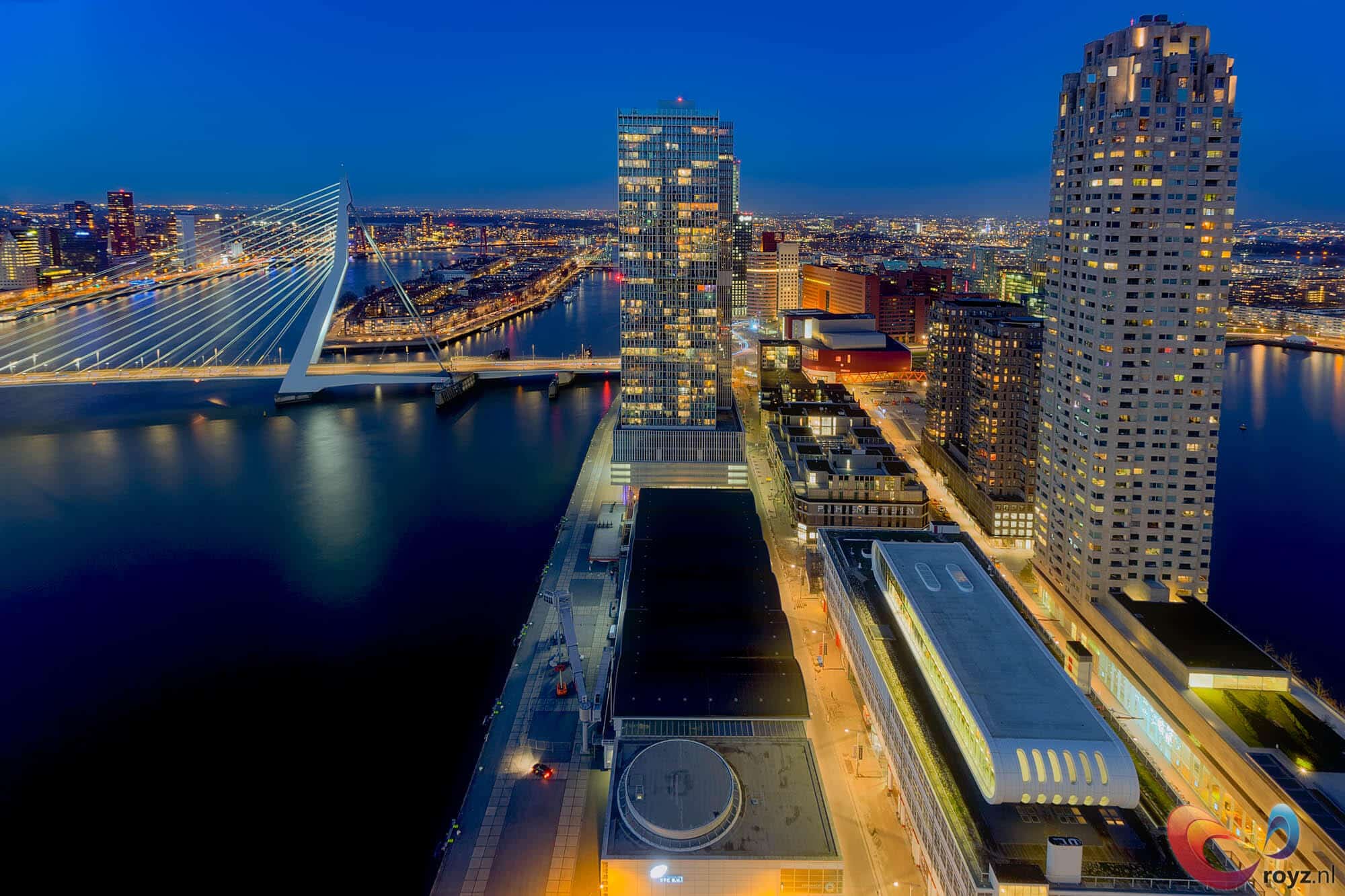 Zonsondergang in Rotterdam vanuit het World Port Center (incl vlog)