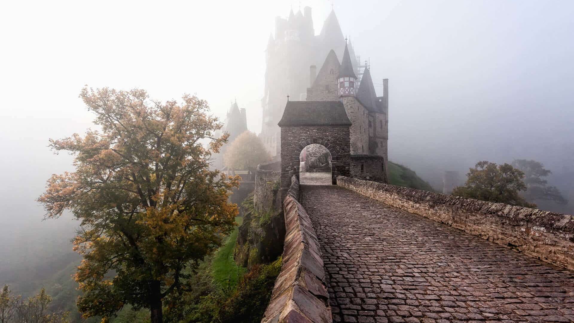 Pronkstuk onder de Duitse burchten, Burg Eltz