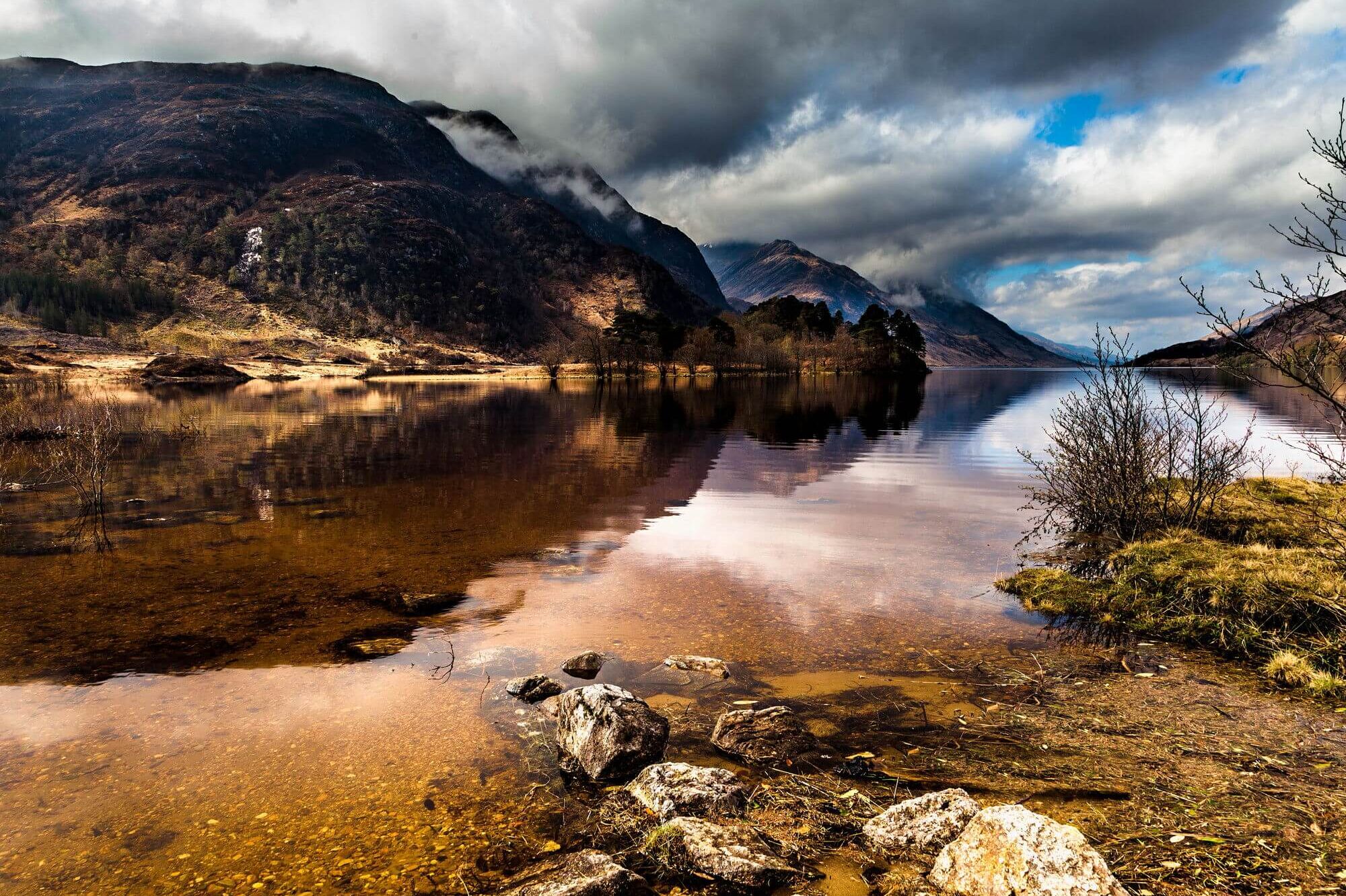 De highlands van Schotland, een ruige schoonheid van bergen